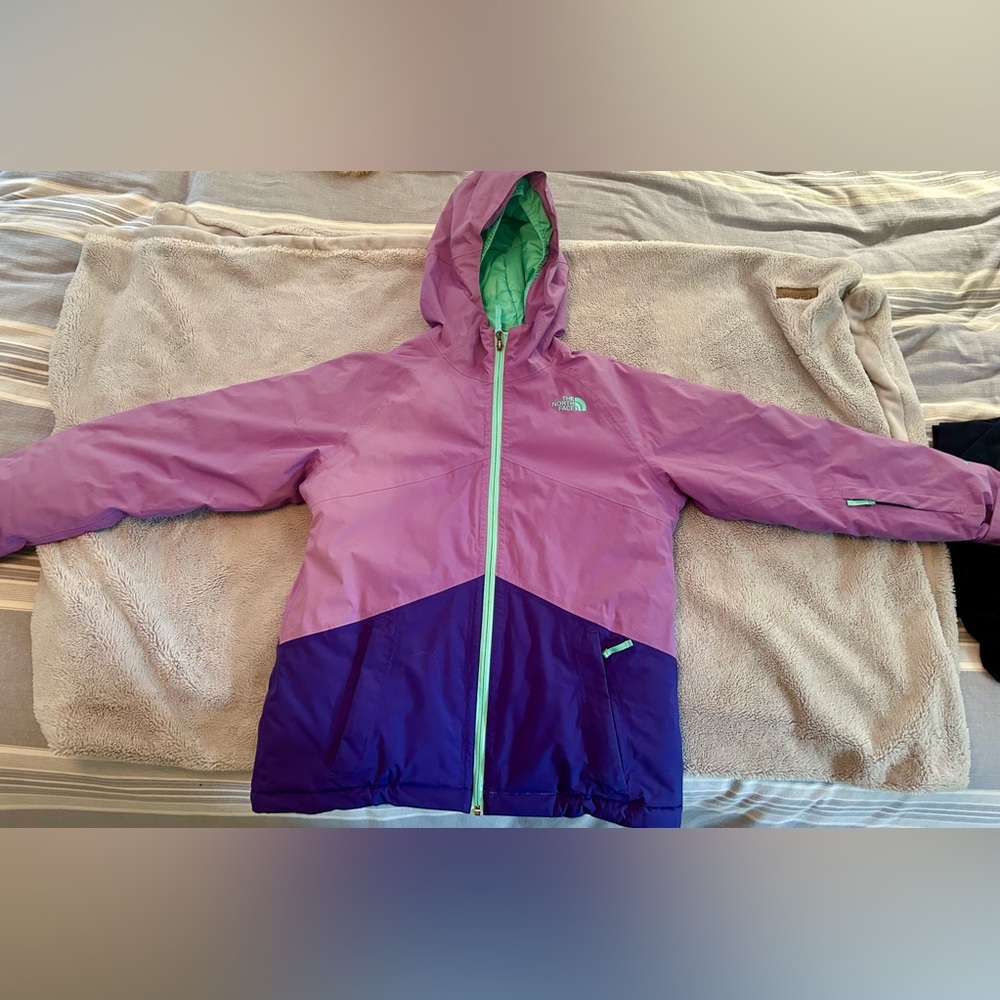 EUC Girls North Face Dry Vent Ski Parka